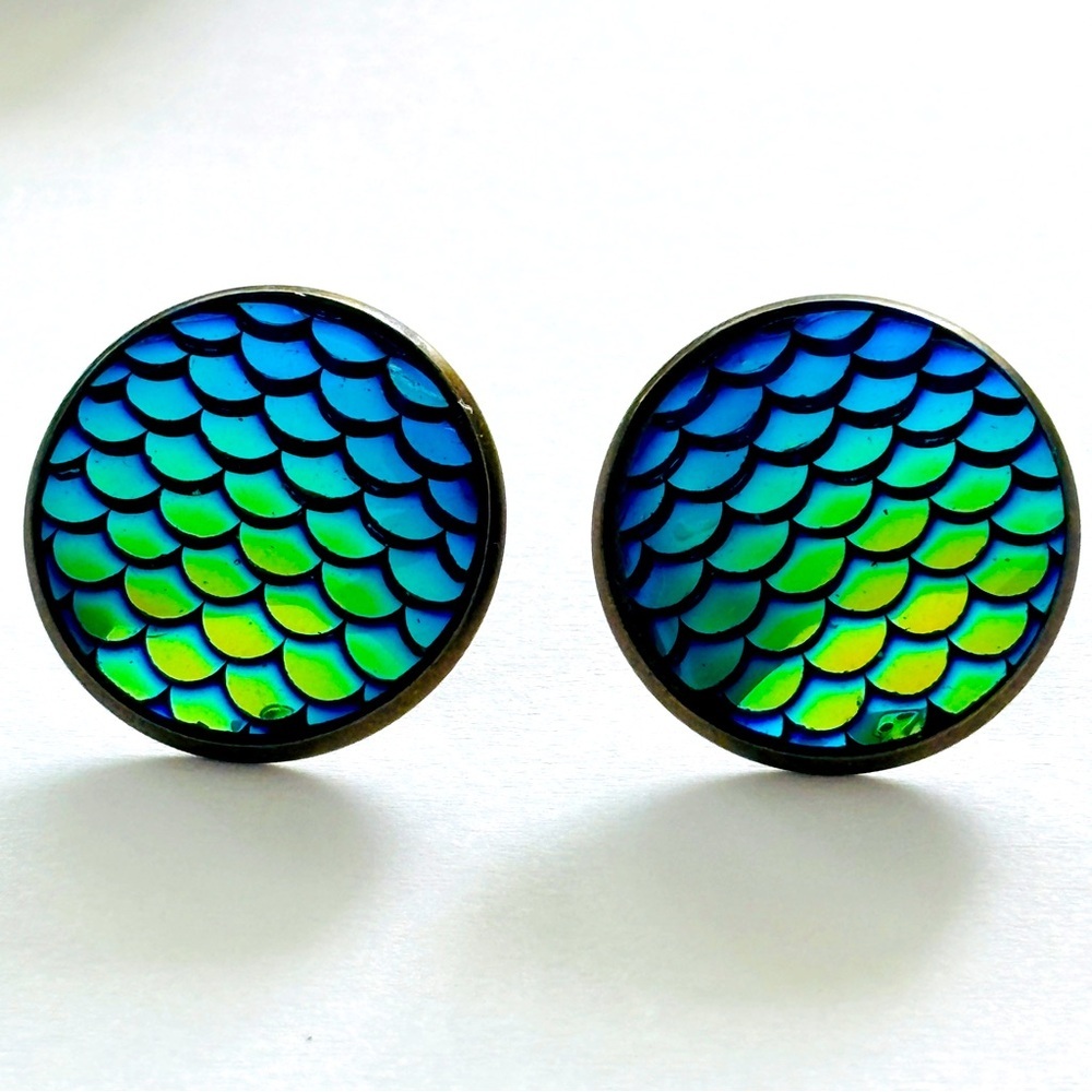 20mm Mermaid Scales Stud Earrings, Handmade, NWT